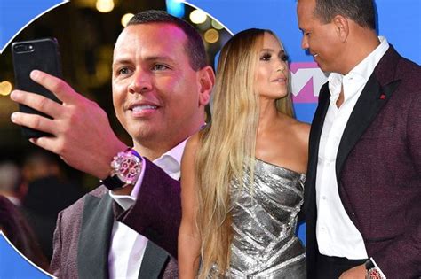 Jennifer Lopezs Boyfriend Alex Rodriguez Is Completely Obsessed With