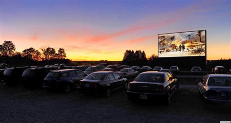 I enjoyed my movie here! Kenda Drive-In Movie - Ozark Outlook Retreat