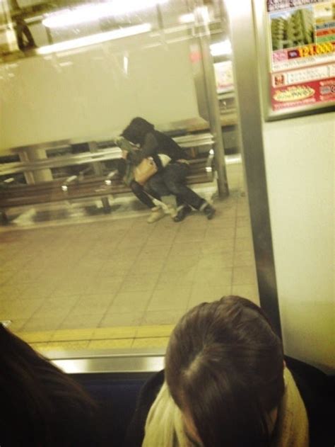 画像 【恋愛】駅でいちゃいちゃしてるカップルが多すぎて、今日もチューしてるカップルみたわー【カップル】 Naver まとめ