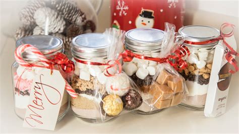 4 Wonderful Hot Cocoa In A Jar Edible T To Make For Someone Special