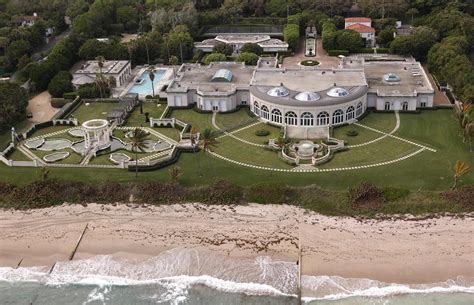 Donald Trumps 95m Mouldy Mansion Bought By A Russian Oligarch