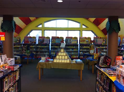Scholastic Book Fair-reading oasis | Scholastic book fair, Scholastic