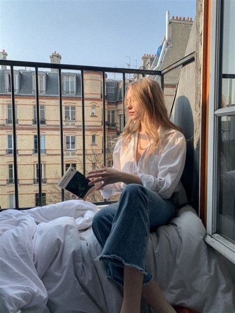 Pin By Geneviève 🧸💒 On French Girl Parisian Life Parisian Lifestyle