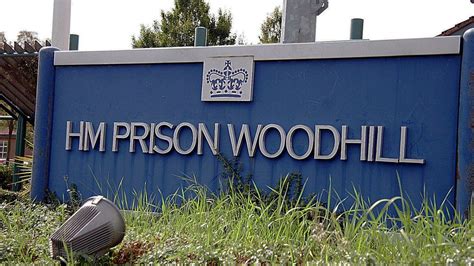 Hmp Woodhill Officer Left Noose With Suicidal Inmate Bbc News
