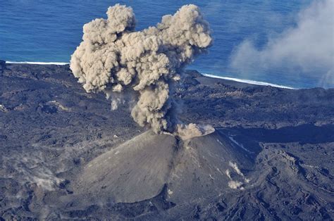 Sakurajima Volcano Eruption Japan Image Abyss