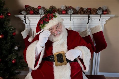 8 Popular Christmas Traditions Around The World Starnews