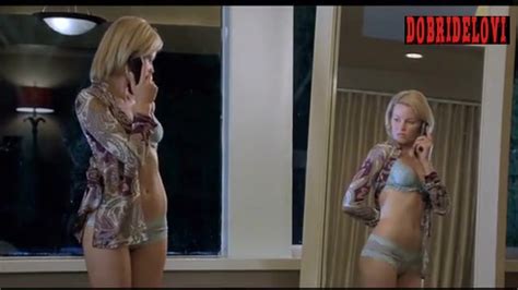 Elizabeth Banks Checking Herself In Mirror Scene From Meet Bill