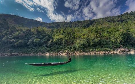 Behold Asias Cleanest Dawki River In Meghalaya Viral Bake