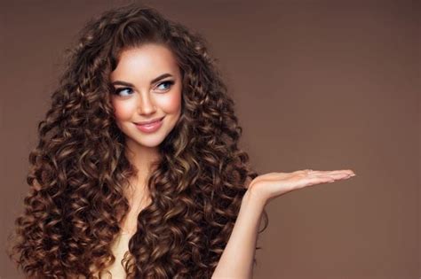 10 Curly Hair Products That Actually Work The Habitat