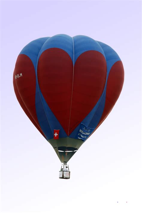 Filehot Air Balloon With Hearts Wikipedia