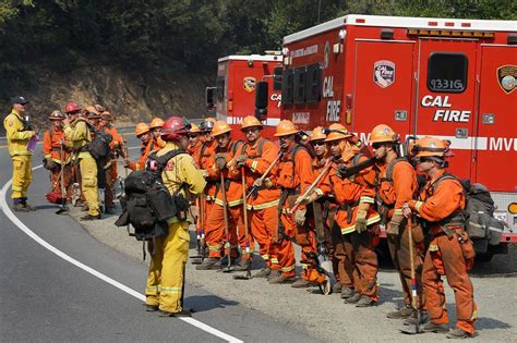 薪水加倍招不到消防员：美国最“火”城市，20年烧掉5万亿 加州