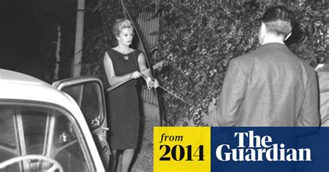 Hollywood Stars Shown Living La Dolce Vita In Photography Exhibition