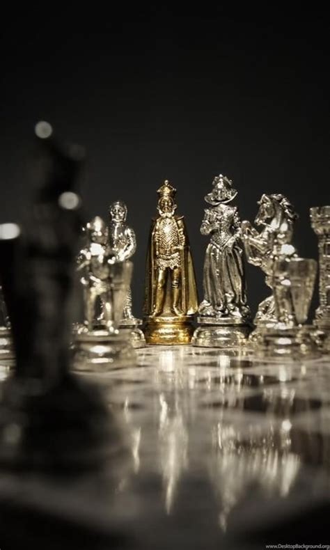 King And Queen Chess Pieces Wallpaper 1600x900 Desktop Background