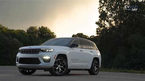 Jeep® Wont Be Able To Show Off Its New Two Row Grand Cherokee 4xe In