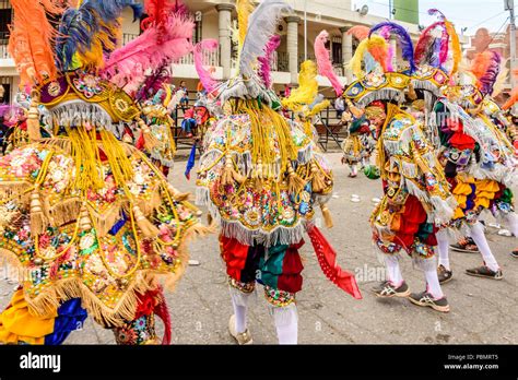 Parramos Guatemala Diciembre 28 2016 Bailarines De Danza
