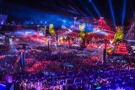 The Marquee Skydeck Returns For Vip Headliners At Edc Las Vegas 2018