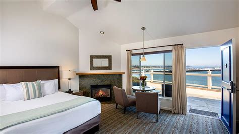 Sea And Sand Inn From 212 Santa Cruz Hotel Deals And Reviews Kayak