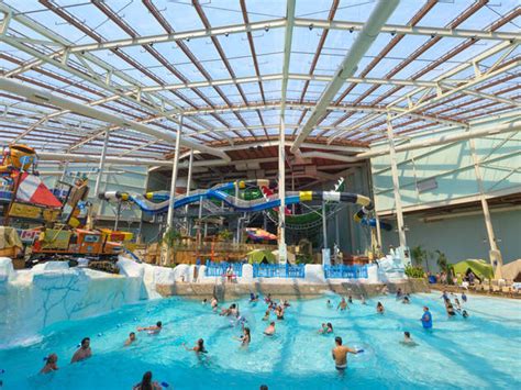 Best 8 Indoor Water Parks New York And Beyond Have To Offer