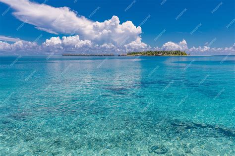 Vista Aérea Del Océano De Los Atolones De Maldivas Belleza Mundial