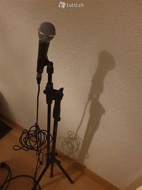 karaoke set mit mikrofon lautsprecher und ständer stativ im kanton schwyz tutti ch