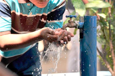 MÁs De 7 Millones De Peruanos No Tienen Acceso A Agua Potabilizada Efecto Responsable