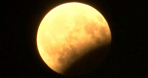 Ay tutulması ne zaman hangi gün saat kaçta Parçalı ay tutulması