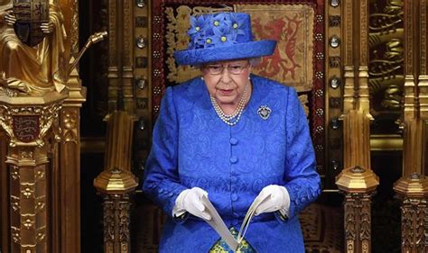 Queen News Queen Breaks Her Most Sacred Rule For First Time In Her 67