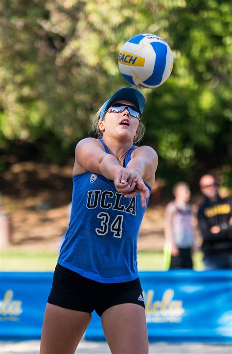Beach volleyball dominates on path to Pac-12 playoffs | Daily Bruin