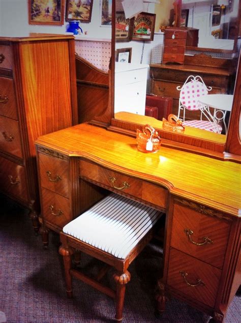 Check spelling or type a new query. Antique bedroom set at Jesse James Antique Mall/dealer ...