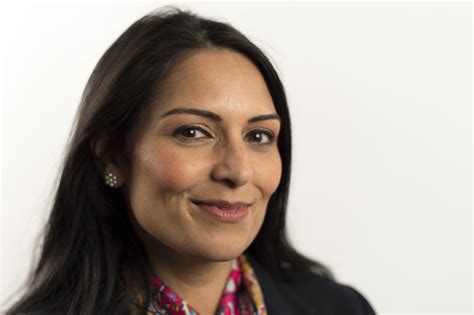 Priti Patel Yn Cyhuddo Aelodau Seneddol Bame Y Blaid Lafur O Hiliaeth