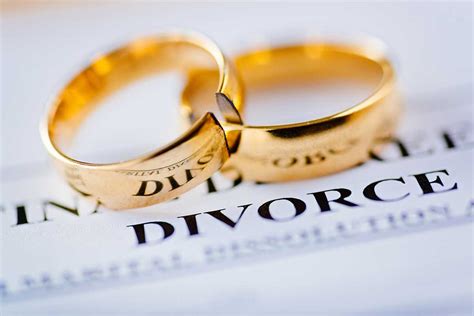 You represent yourself in court, prepare the you have to serve your spouse with the kit of the documents personally, by post, or with the sheriff. How to Serve Arizona Divorce Papers When You Cannot Find Your Spouse - Phoenix Family Law ...