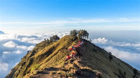 mengenal gunung rinjani gunung berapi di pulau lombok ntb dan fakta fakta gunung rinjani