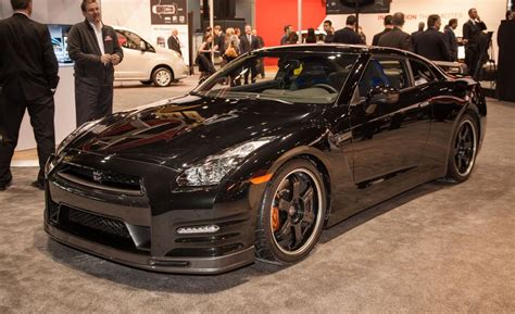 2014 Nissan Gt R Track Edition Photos And Info News Car And Driver
