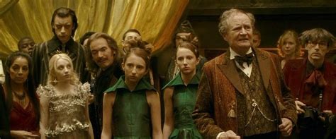 Le estaba diciendo al profesor slughorn el otro día, '¿dónde está la biografía de harry potter que todos hemos estado esperando?' Harry Potter and the Half-Blood Prince (2009)