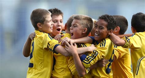 Metallist is a rural locality and the administrative center of florishchinskoye rural settlement, kolchuginsky district, vladimir oblast, ru. Детская футбольная академия "Металлист", Харьков