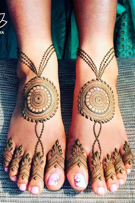 Threading, waxing, eye brows, herbal facials, henna tattoos , special organic shirodhara massage treatment, permanent makeup , eyelash extensions , ethnic jewelry and much more in friendly environment. Beautiful Henna Tattoo Designs and Useful Info About It ...