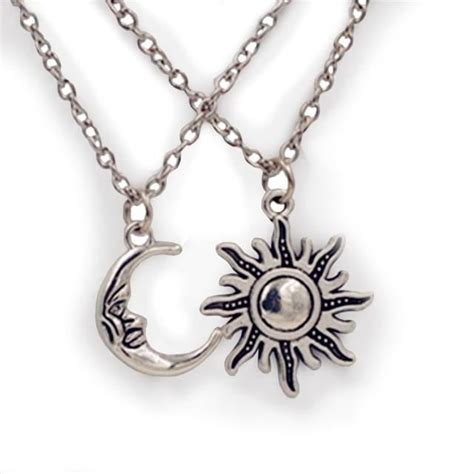 Collier Soleil Lune Amitié Comme Des Aimants