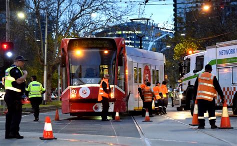Herald Sun On Twitter Tram Troubles Traffic Is Backing Up In North Melbourne After A Tram