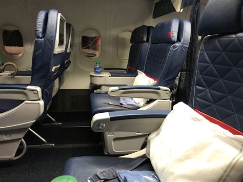 Boeing 757 Delta First Class