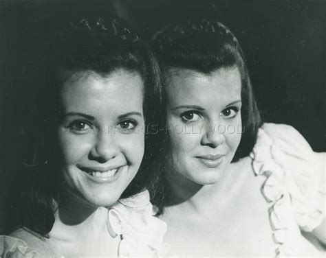 mary and madeleine collinson twins of evil 1971 photo genuine 39 hammer ebay