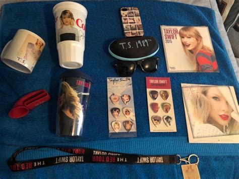 Wrap Up Magazine Top 5 Stores To Purchase Taylor Swift Merchandise