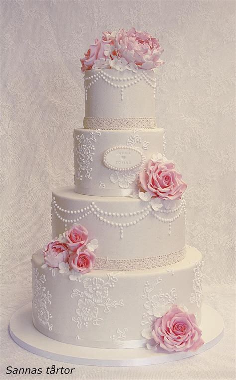Lace And Pearl Wedding Cake Decorated Cake By Sannas Cakesdecor