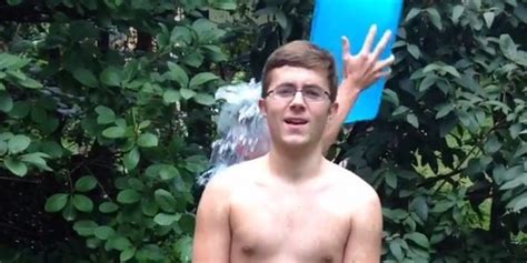 20 Als Ice Bucket Challenge Fails These People Need Another Campaign