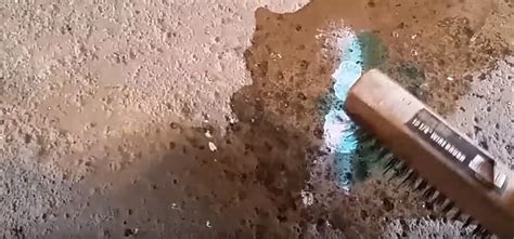 How to Remove Paint from Concrete In 7 Easy Steps (2021 Updated)