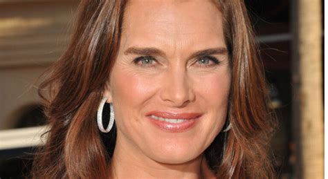 As A Child Brooke Shields Had To Kiss Men In Movie Roles Now Grown