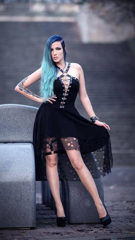 Pin By Spiro Sousanis On Daedra Gothic Outfits Gothic Fashion Renaissance Fashion