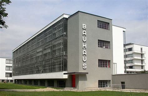Walter Gropius 1925 26 Bauhaus Building Dessau Architecture Bauhaus