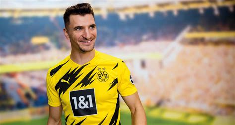 Stattdessen sei ihm in einem anwaltlichen schreiben mitgeteilt worden, dem klubgelände von psg fernzubleiben. Thomas Meunier: „La Machine" - der rasende Postbote | bvb.de