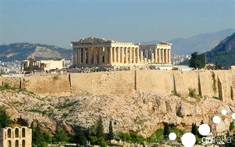 10 Famous Greek Landmarks You Should Not Miss During Your Holidays