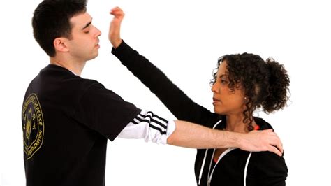 How To Attack An Assailants Nose Self Defense Youtube